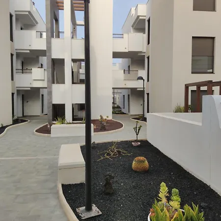 Serene Luxury With Pool - Viento Azul Appartement