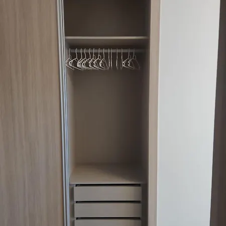 Serene Luxury With Pool - Viento Azul Apartamento