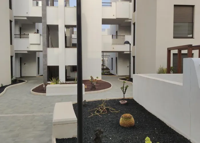 Serene Luxury With Pool - Viento Azul Appartement